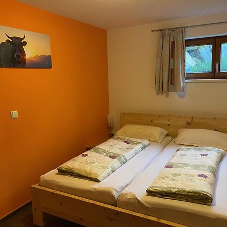 Ferienwohnung Haus grüner Wald Bartholomäberg Exterior foto