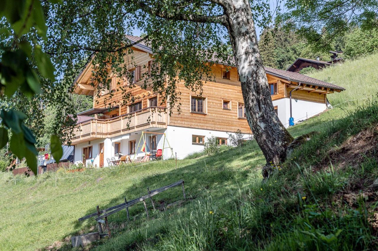 Ferienwohnung Haus grüner Wald Bartholomäberg Exterior foto