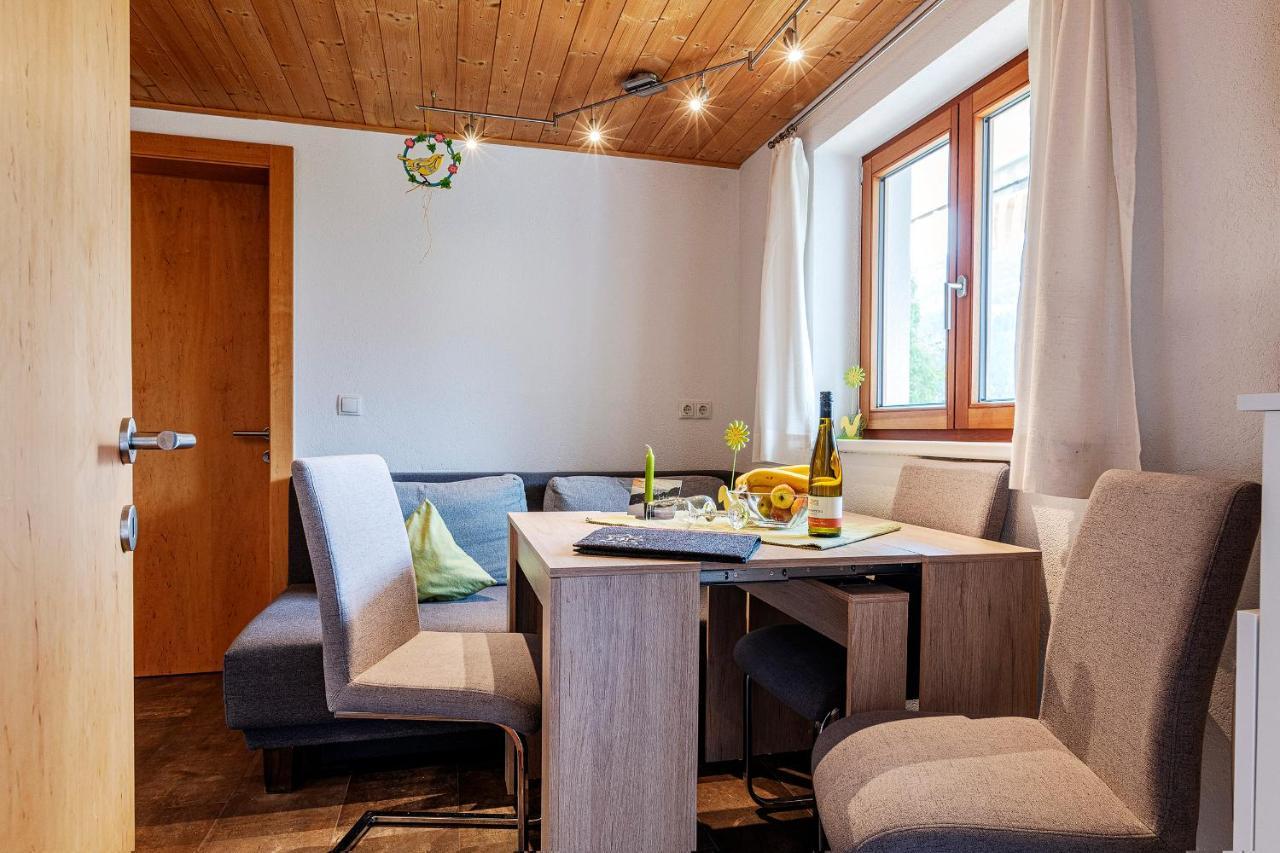 Ferienwohnung Haus grüner Wald Bartholomäberg Exterior foto